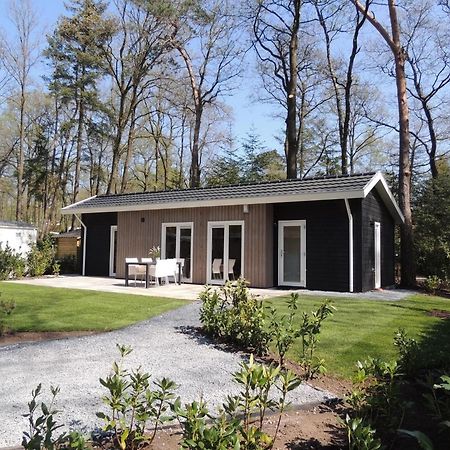 הונדרלו Comfortable Chalet With Combination Microwave Near The Veluwe מראה חיצוני תמונה